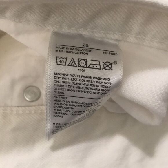 NWT- Old Navy- 26 & 28+. Slouchy Straight Short - Picture 8 of 8